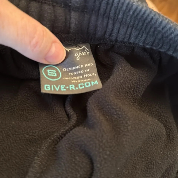 Give’r (made in Jackson Hole, WY) women’s black fleece sweatpants size small - Picture 4 of 6